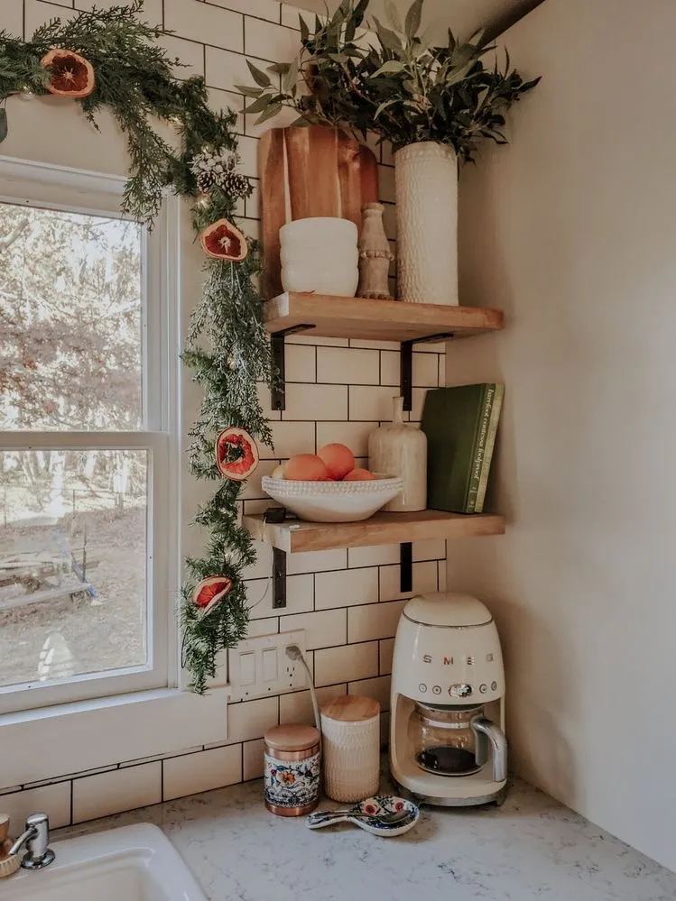 13228 dried fruit centerpiece