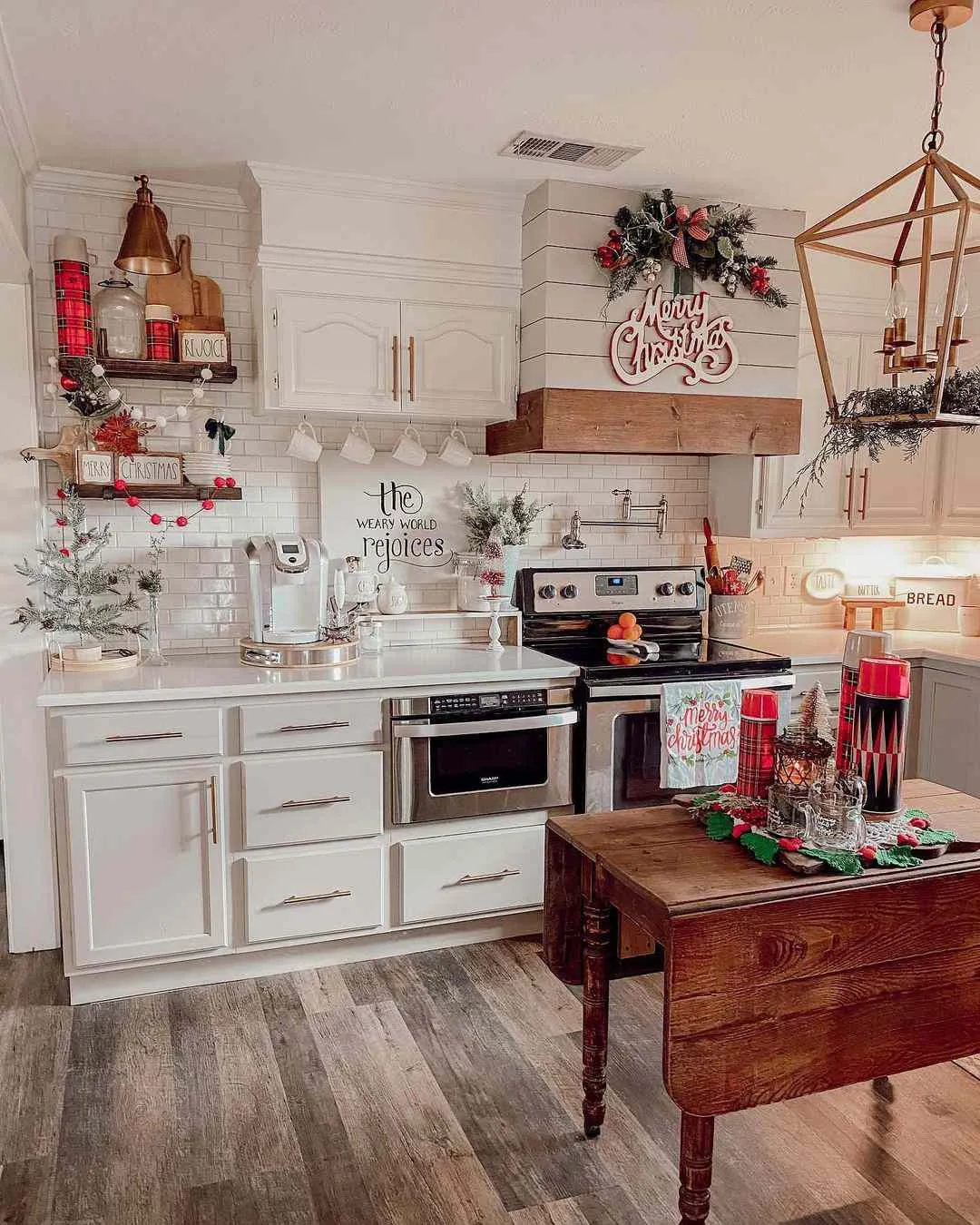 /img/13256-christmas-kitchen-decor-7.webp