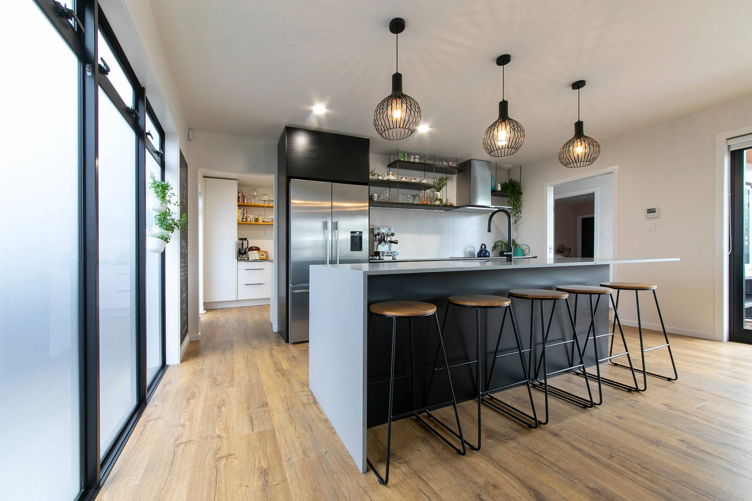 13273 light backsplash