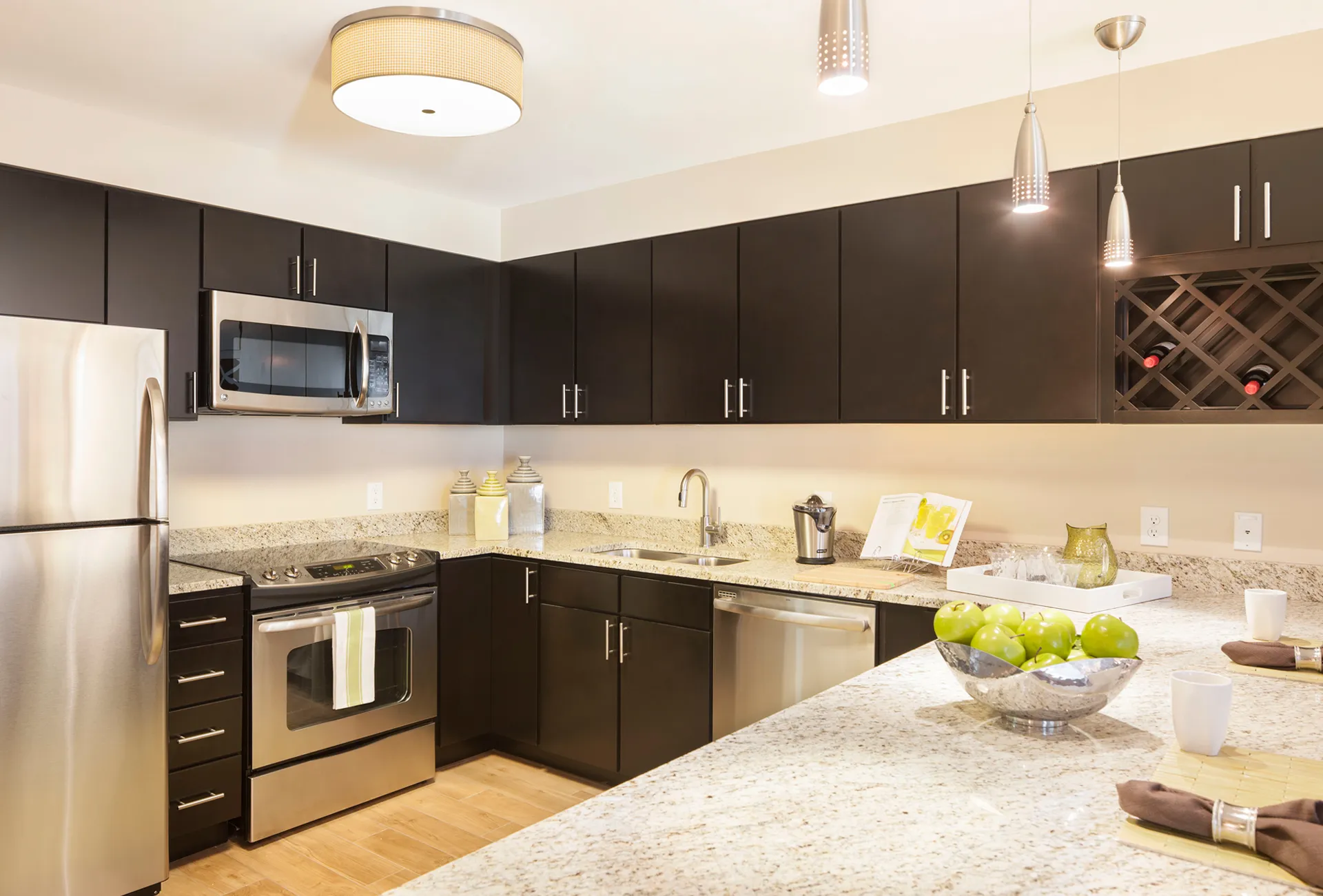 13273 shaker style cabinets