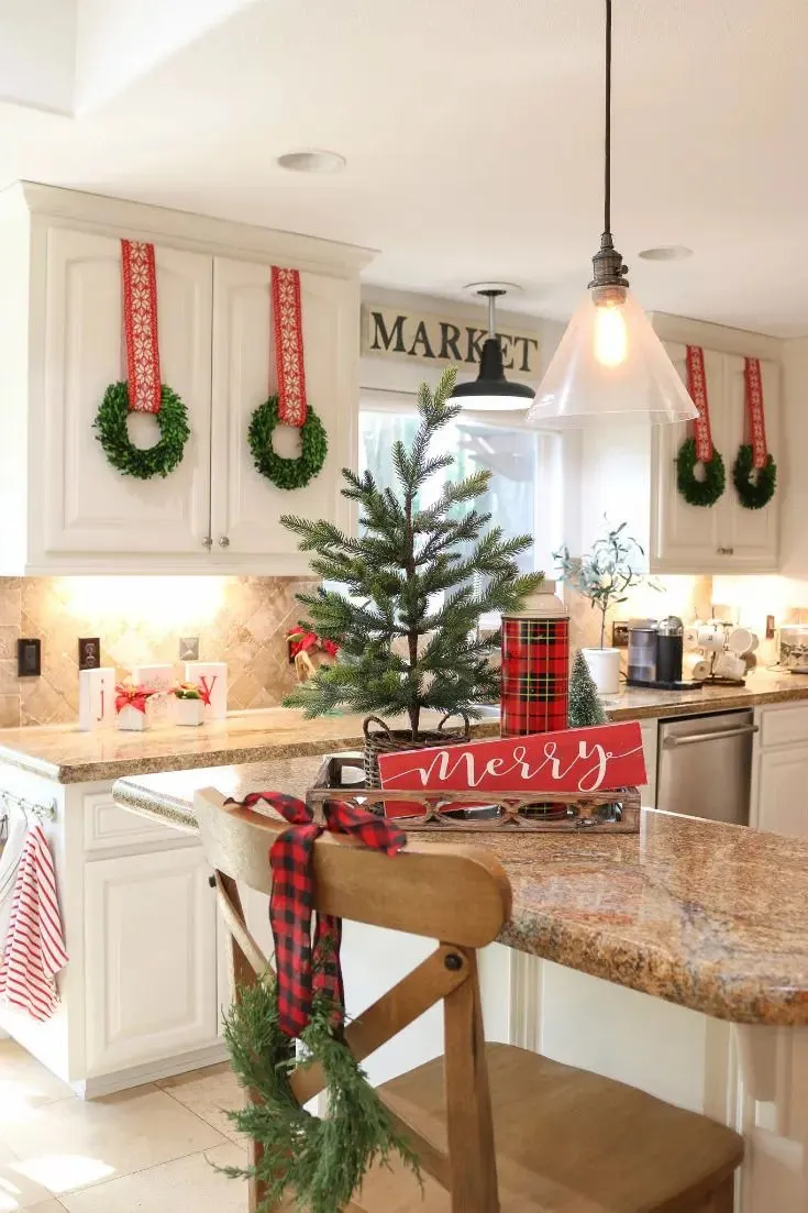 13294 christmas kitchen garland