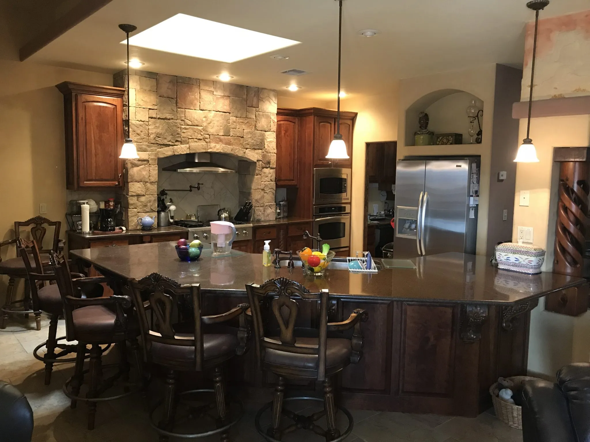 13317 santa fe kitchen overview