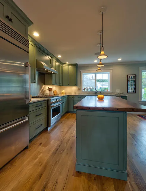 13331 moss green kitchen backsplash