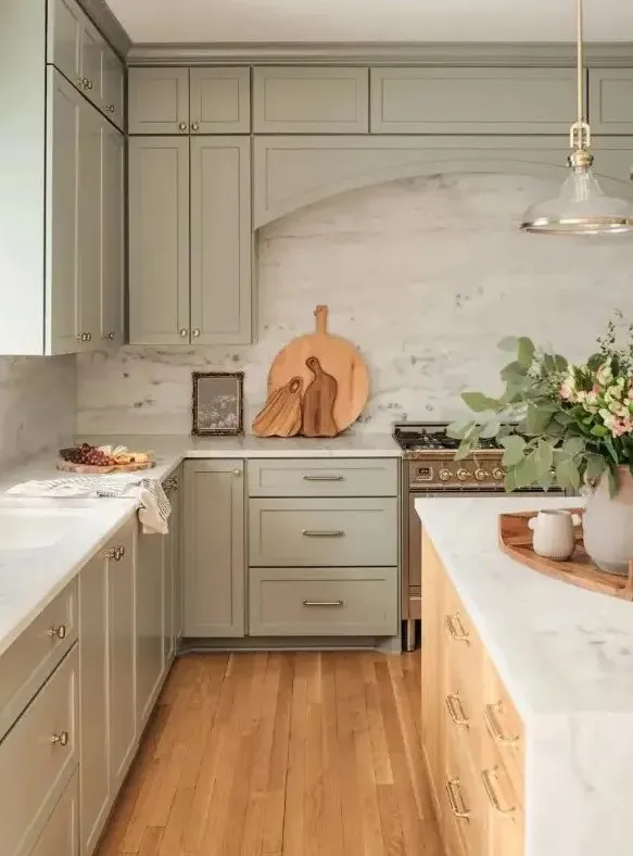 13334 farmhouse kitchen color