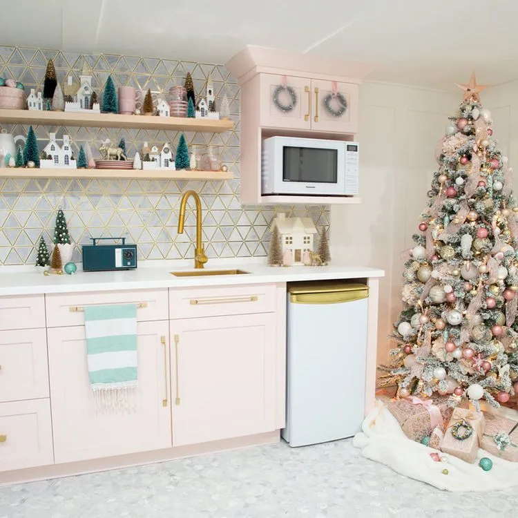 13336 christmas kitchen tableware