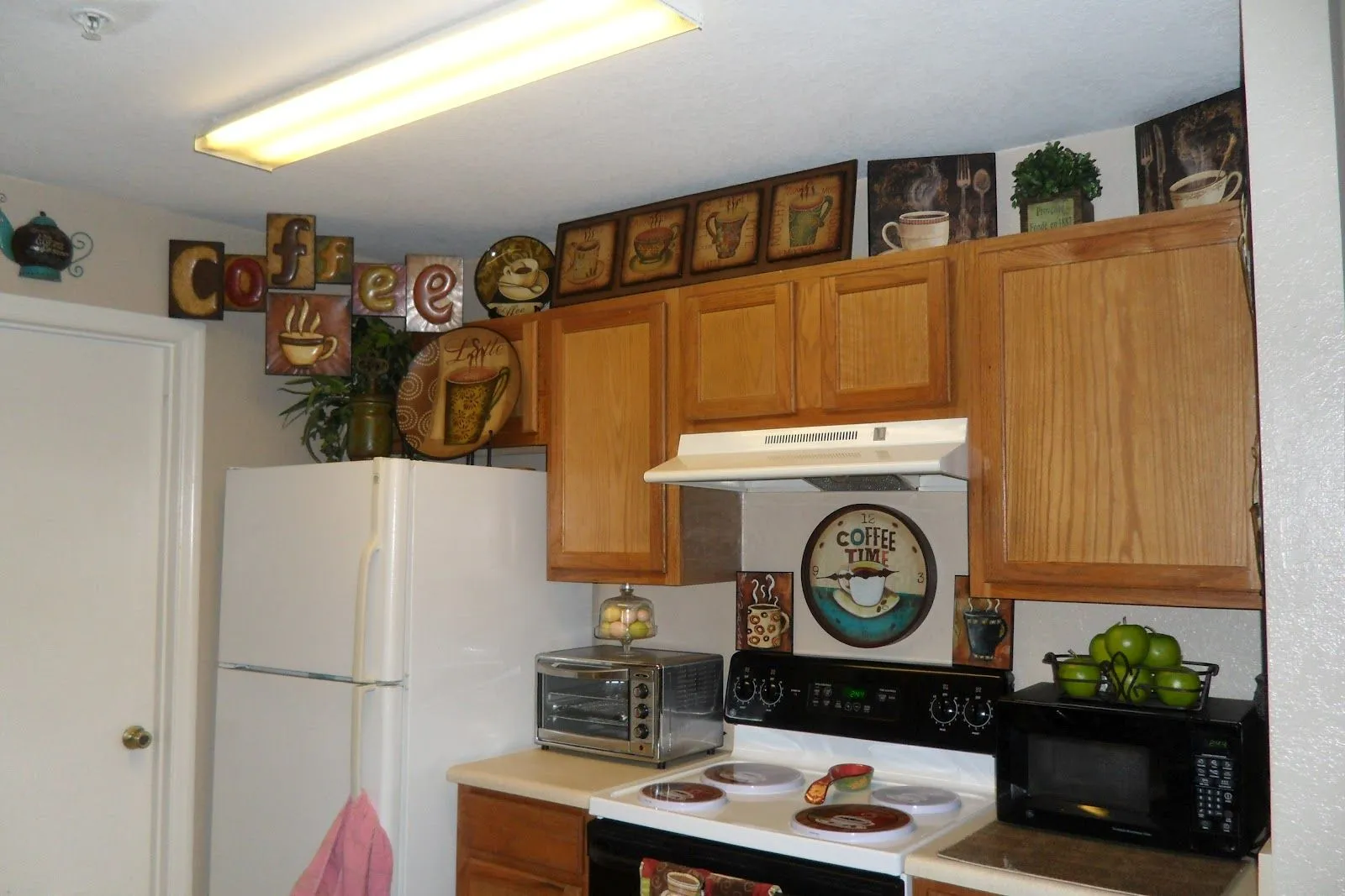 /img/13337-coffee-kitchen-theme.webp