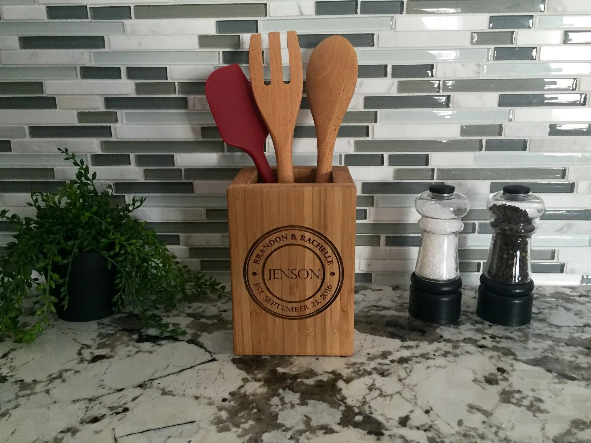 13382 modern kitchen decor