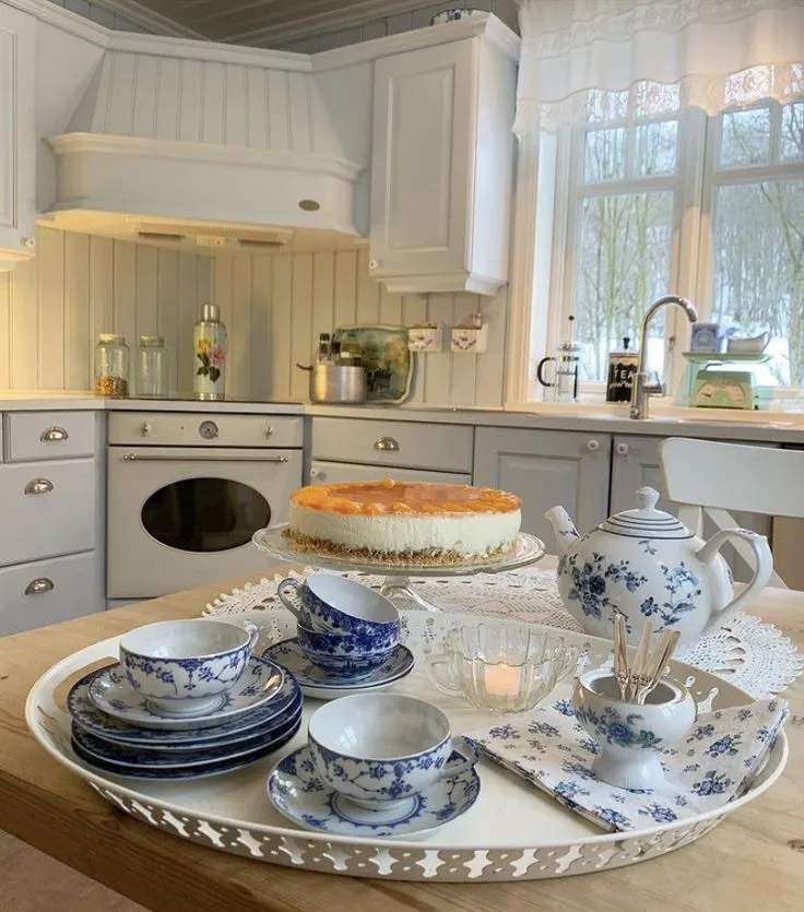/img/13396-vintage-kitchen-decor-ideas.webp