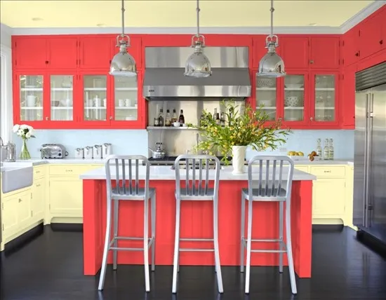 /img/13424-coastal-coral-kitchen.webp