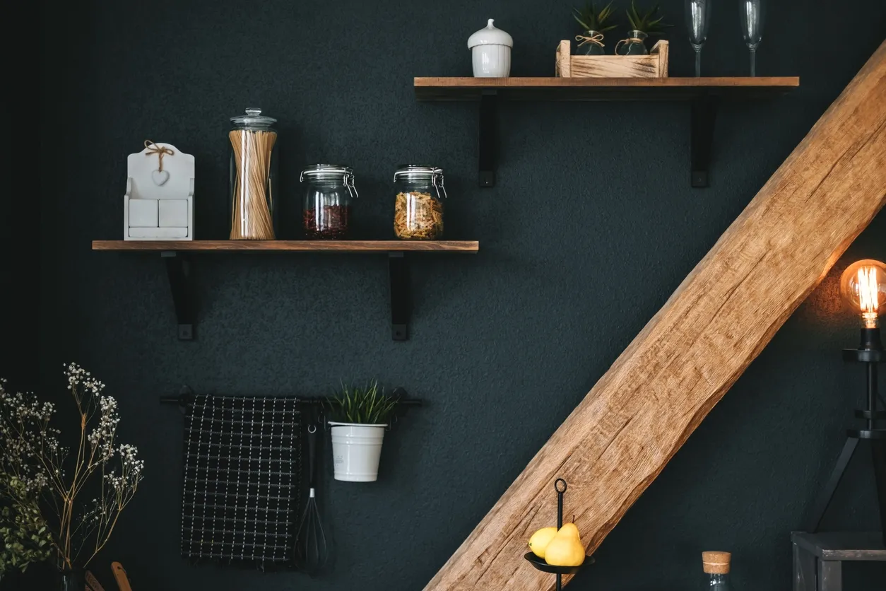 13427 red kitchen rustic shelves 4