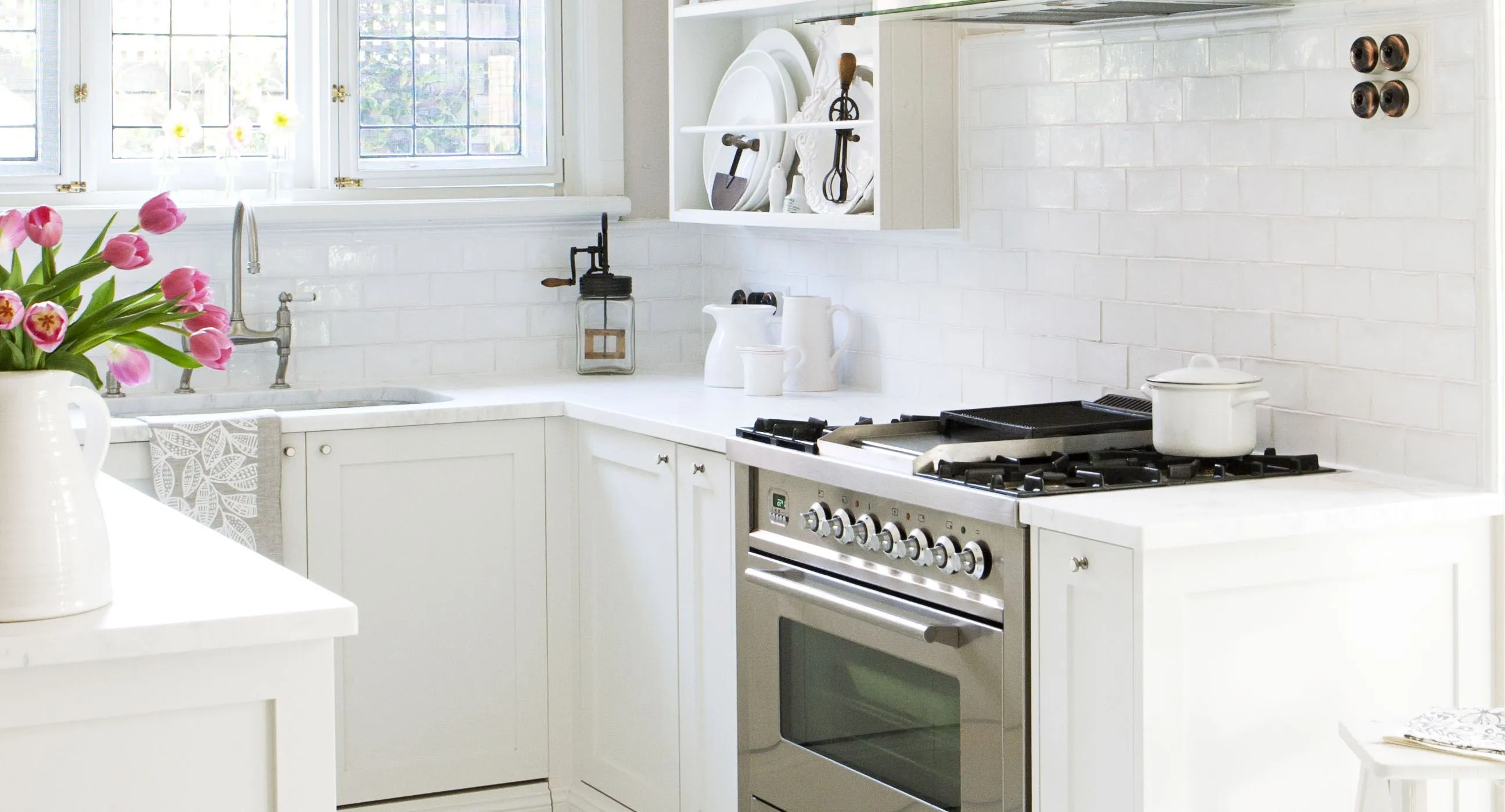 13451 open shelving kitchen