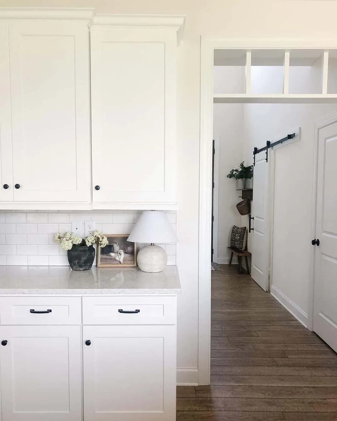 13454 black and white rose kitchen table linens