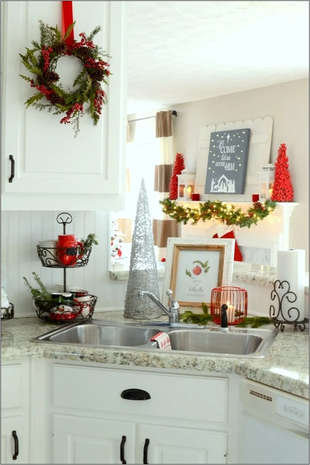 13486 christmas textiles