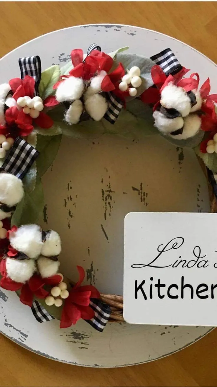 /img/13487-wreath-shelf-display.webp