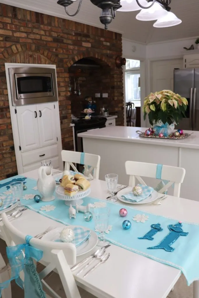 13512 christmas kitchen decor main